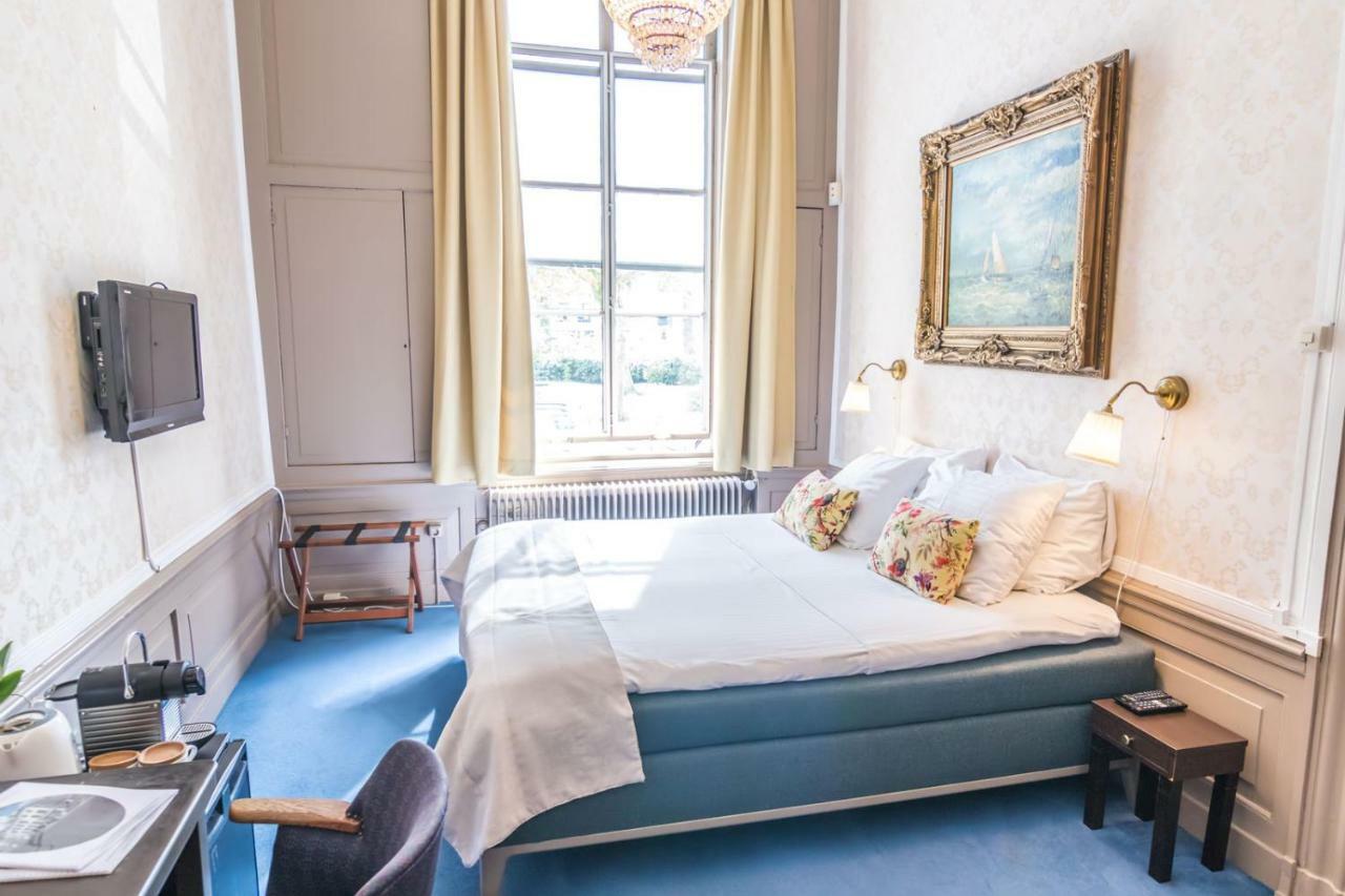 Hotel Aan De Dam Мидделбург Экстерьер фото