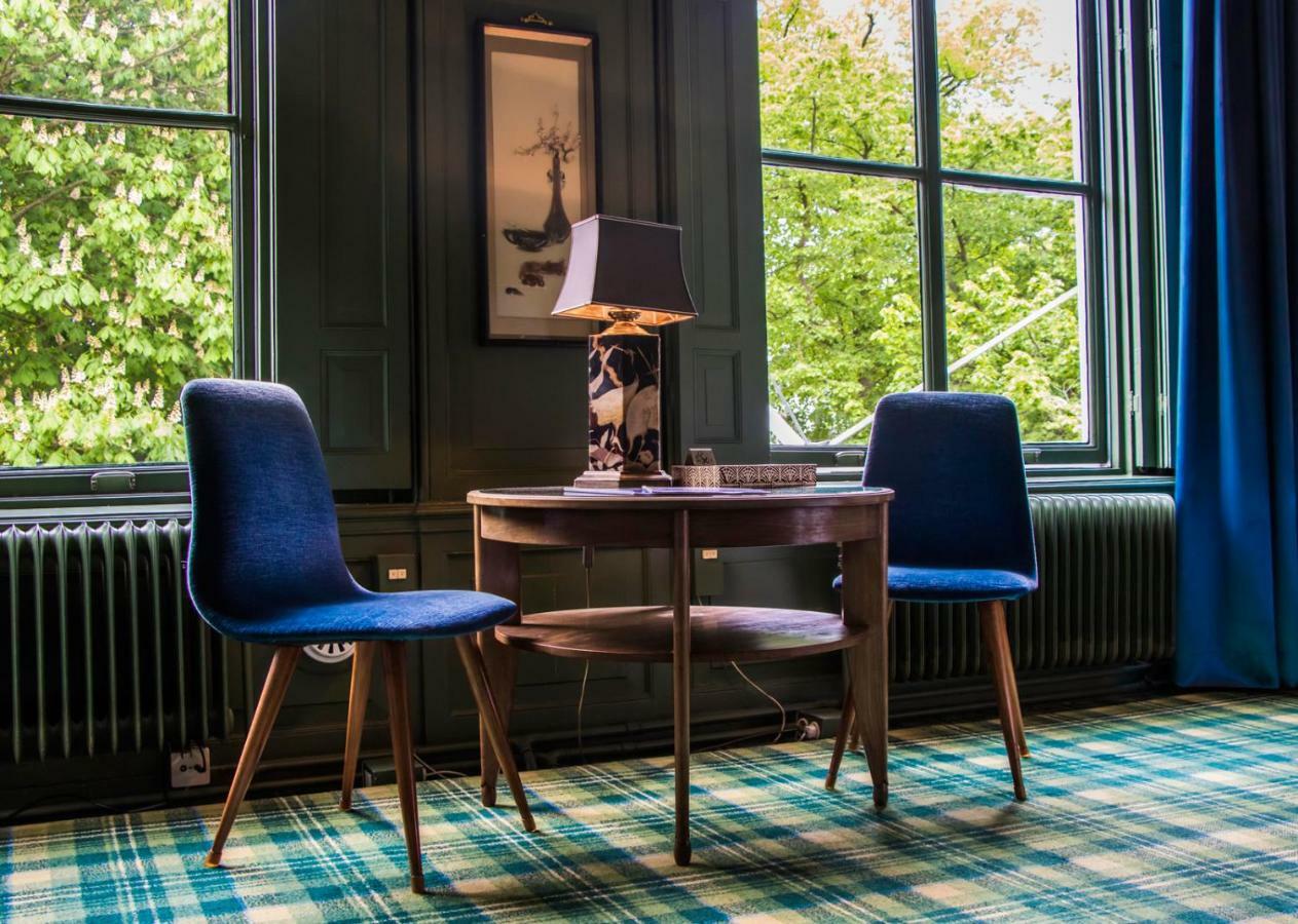 Hotel Aan De Dam Мидделбург Экстерьер фото